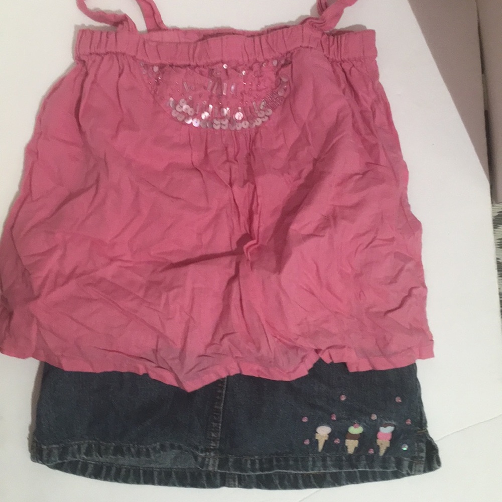 Little girl back to school outfit